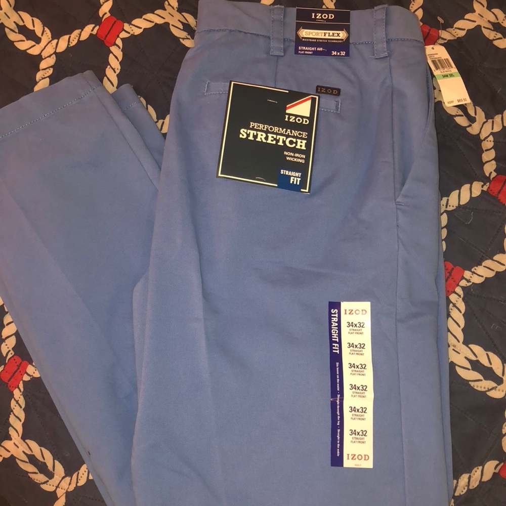 Brand new men’s Izod chinos